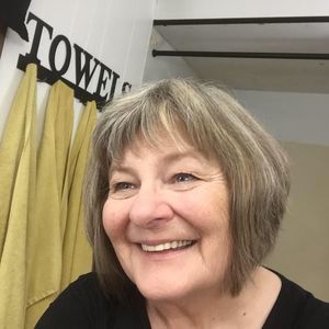 Meet your Posher, Vickie